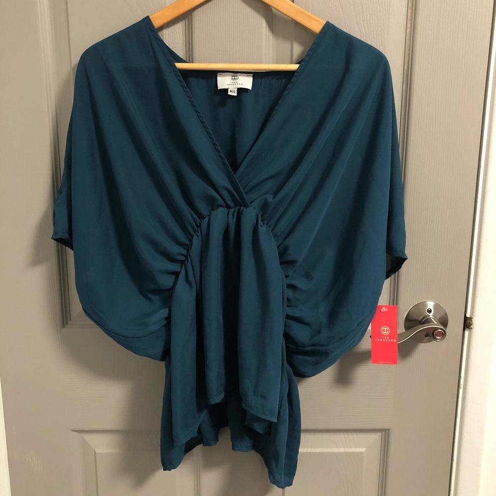 ✔️SOLD ⚡️NWT Ten Tomorrow Rylen Top M L Fighting Eel